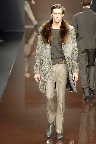 Look 16